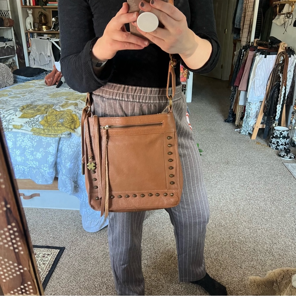 🌿SOLD🌿 Lucky Brand Vintage Brown Leather Studded Crossbody Purse - Picture 12 of 13